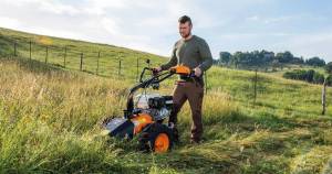 ecologiocal mowing with the as implement carrier